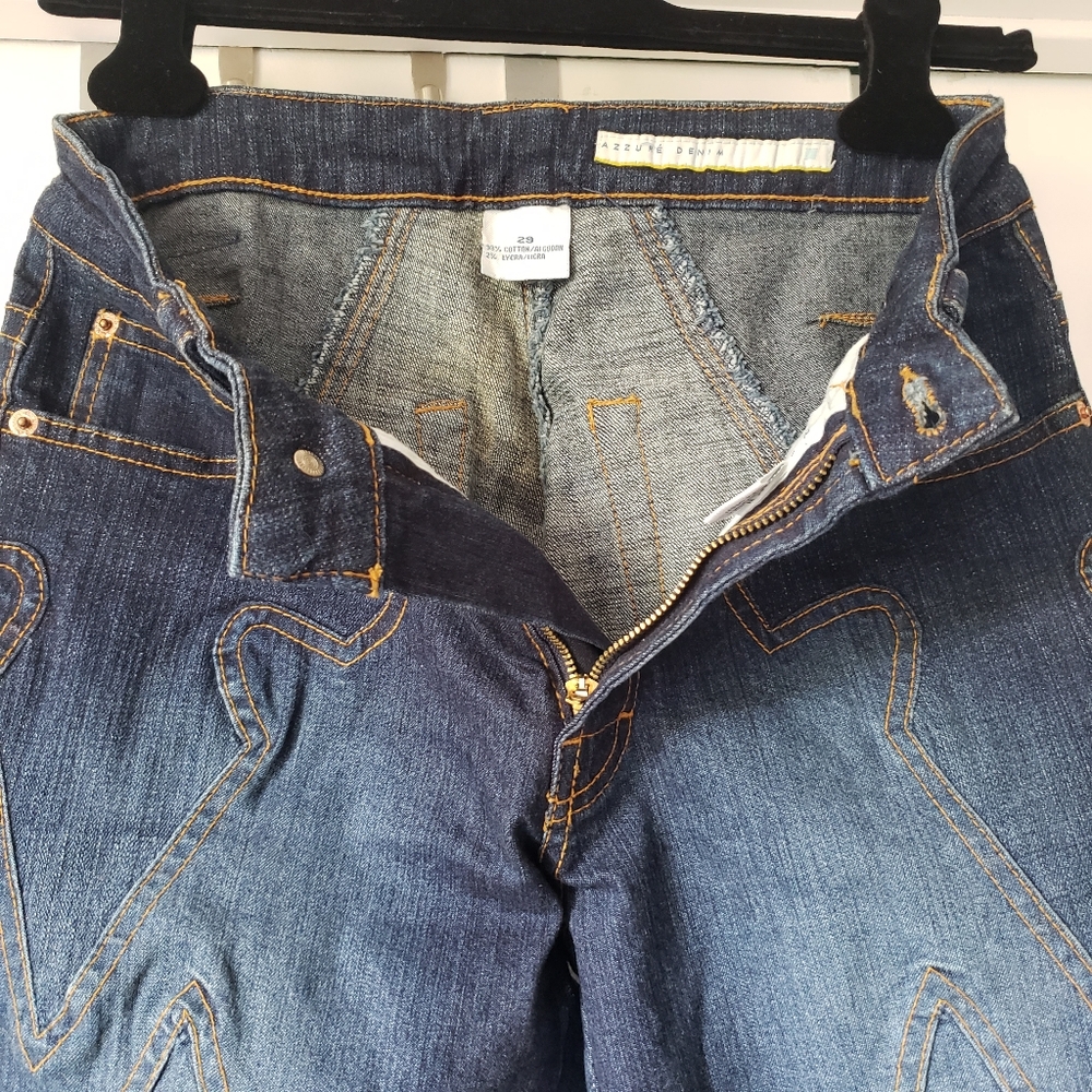 Azzure blue jeans with gold contrast stitch design - Picture 15 of 16